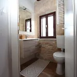 Vikendica Hadrian's By Interhome *
